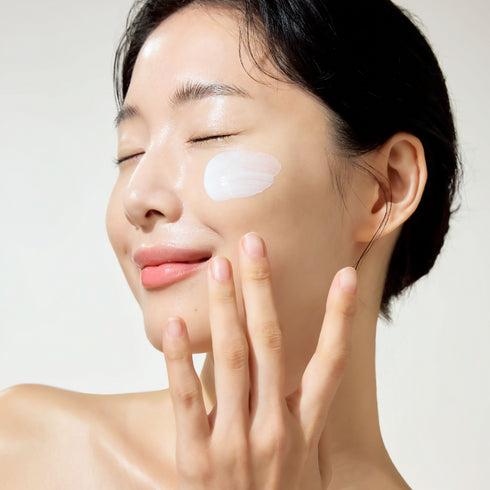 Celimax Pore + Dark Spot Brightening Care Sunscreen SPF50+ PA++++(50ml)