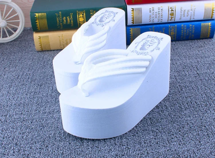 Bohemian Women's Thong Slippers 11cm Thick Heel Anti-Slip Summer Beach Sandals Fashionable Korean Style Flat Footwear
