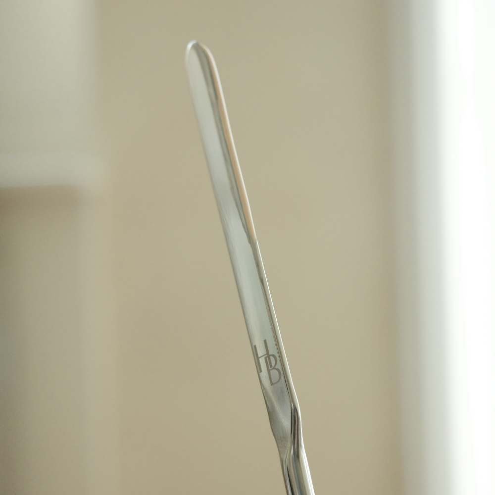 Heveblue Soft Slim Foundation Spatula (1pc)