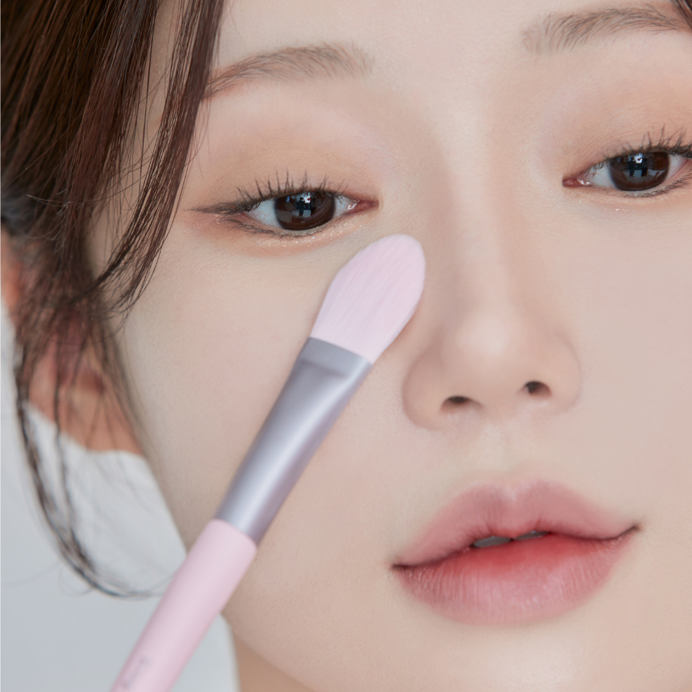 Keep In Touch Finish Setting Brush (1pc)