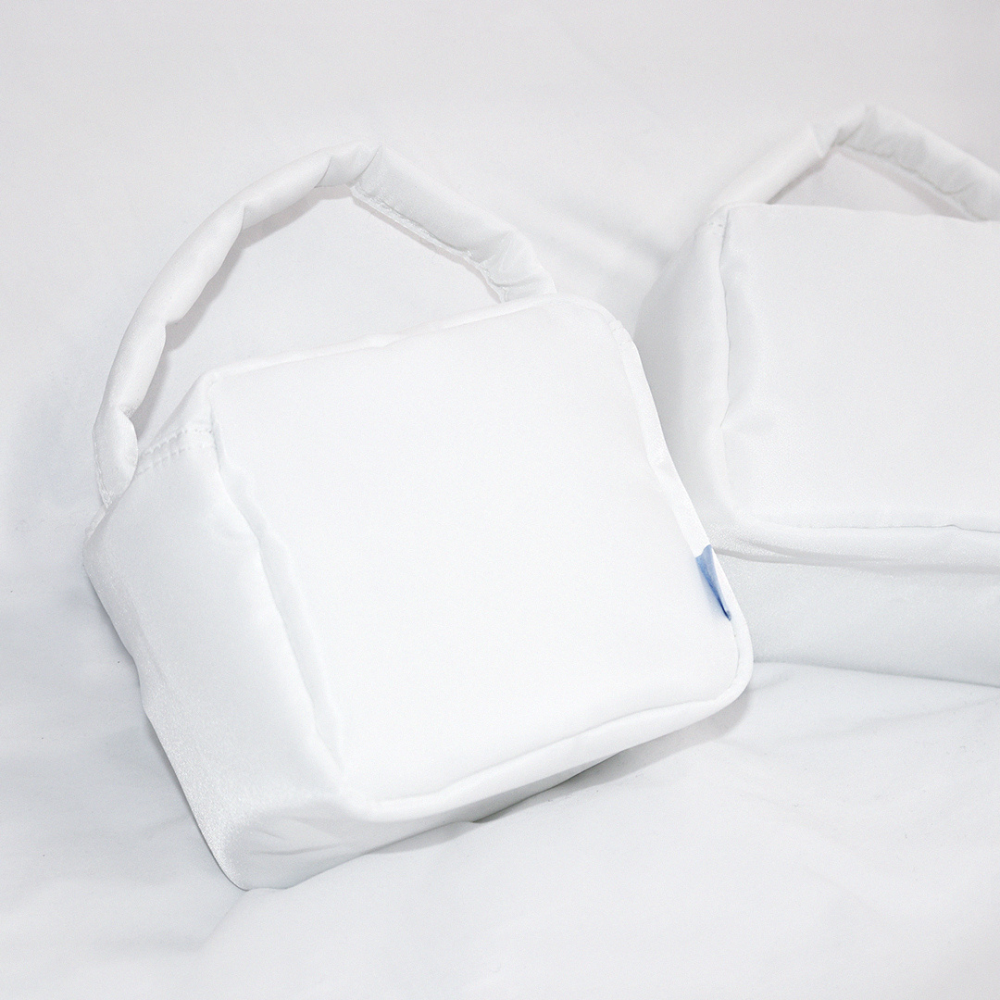 Glow mini cloud bag (1pc)